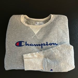 Heathered gray Champion Crewneck Size M